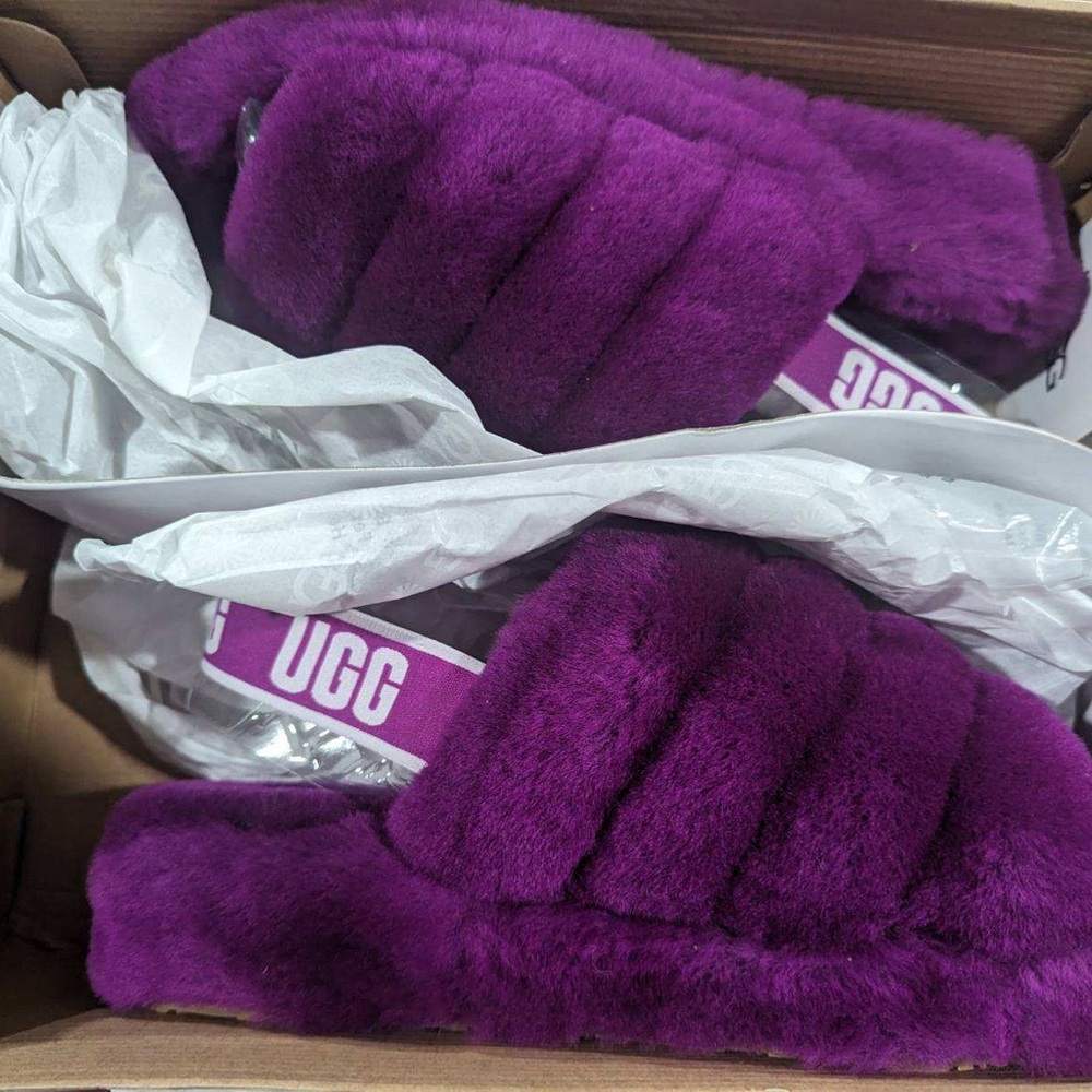 UGG Fluff Yeah purple Slides